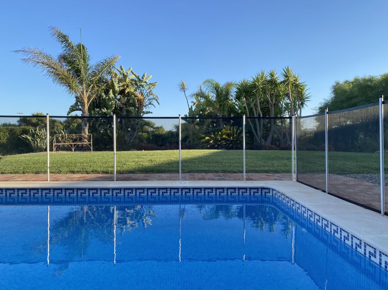 Removable Pool Fence Service